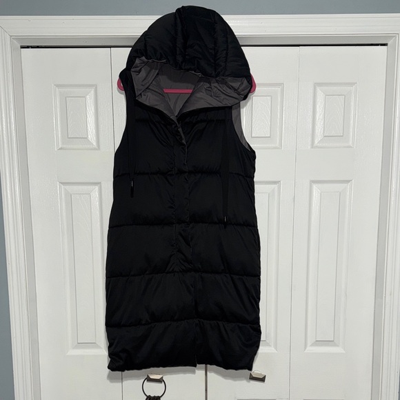 Zara Jackets & Blazers - Zara long black hooded vest
